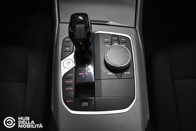 BMW 320d 48V Touring Business Advantage